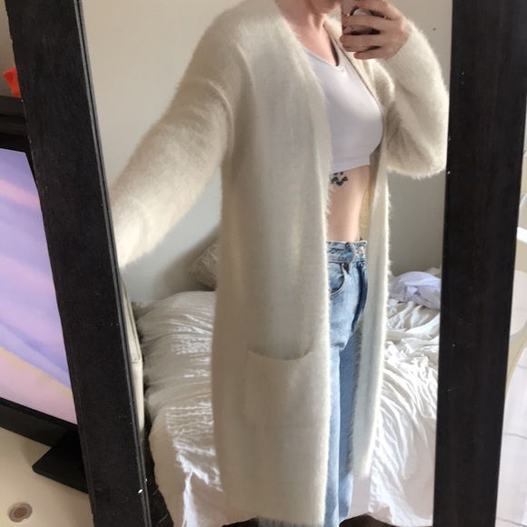 Cozy Cream Cardigan - Picture 2 of 3